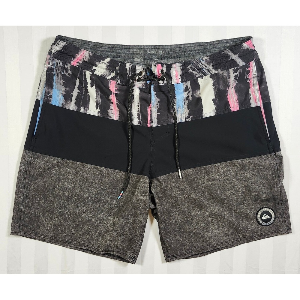Quiksilver Mens Board Shorts Surf Fish Striped Swim Trunks Size 34 0050